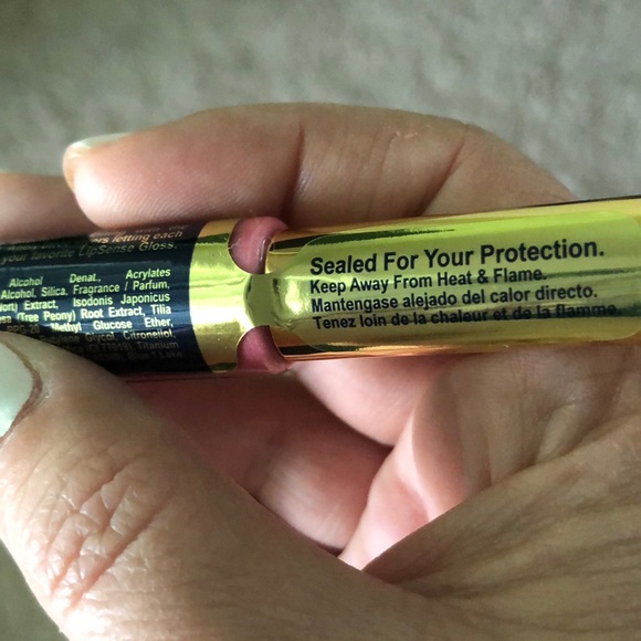 Summer Fun LipSense - Picture 2 of 4